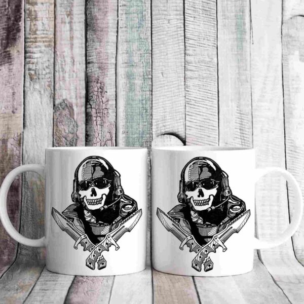 ماگ گوست با چاقو