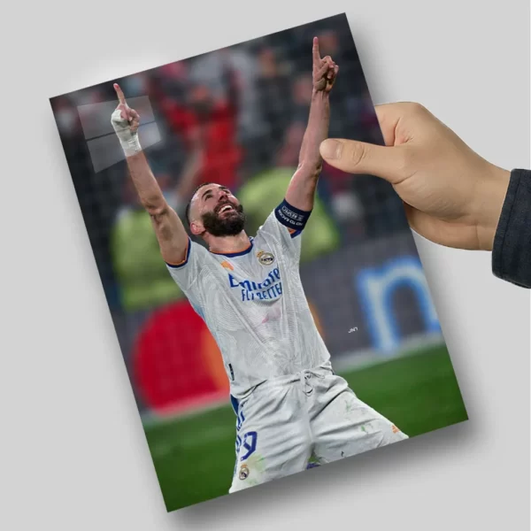 متال پوستر شادی گل نشسته بنزما